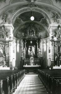 GM005-10 Kirche innen (Large)