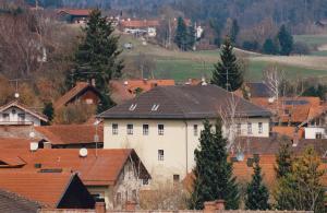 GM422-15 Neuwirt v fern 1999 (Large)