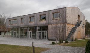 GM518-08 Kindergarten 2017 (Large)