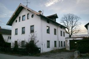 GM728-08 Niedermairstr 10 2018 (Large)