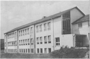 GM851-04 neues Schulhaus 1957 (Large)