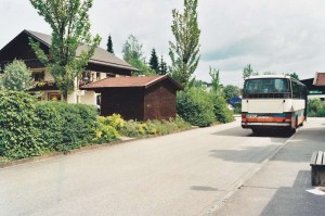 k-GM212-20 Busbahnhof mit Bus 1999