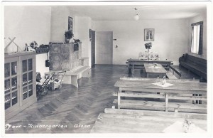 k-GM516-04 alter Kiga Saal