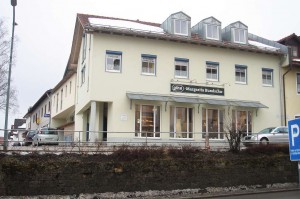 k-GM708-04 Dirndlstube 2006