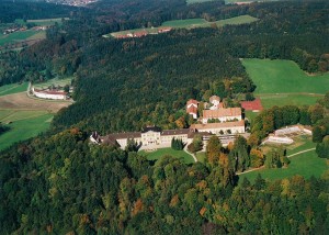 k-uZi04-84 Zinneberg Luftbild