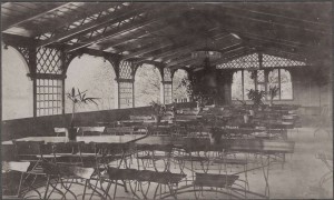 k-uZi45-04 Zinn offene Gasthalle