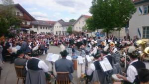 Maibaum 2018 Oswald (2) (Large)